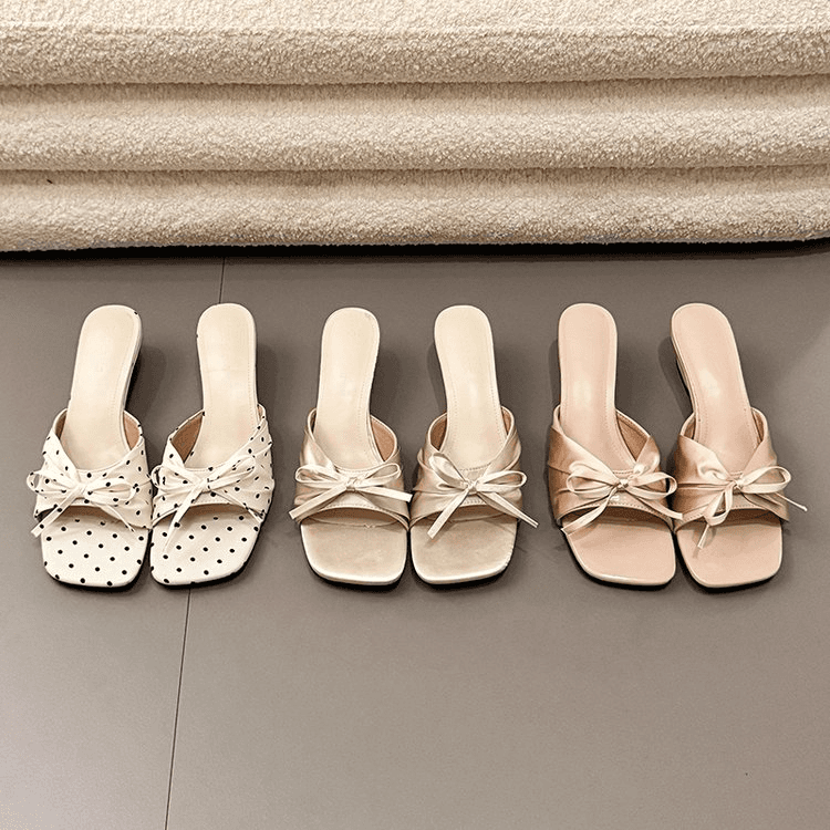 Klassisk Slip-on med Nitter — billede 1