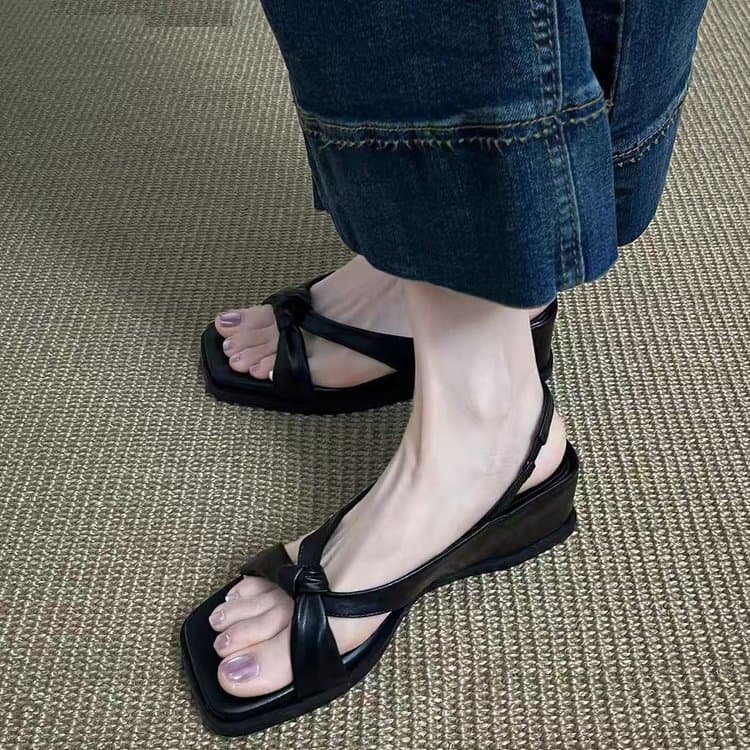 Premium Slip-on med Gulddetalje — billede 1