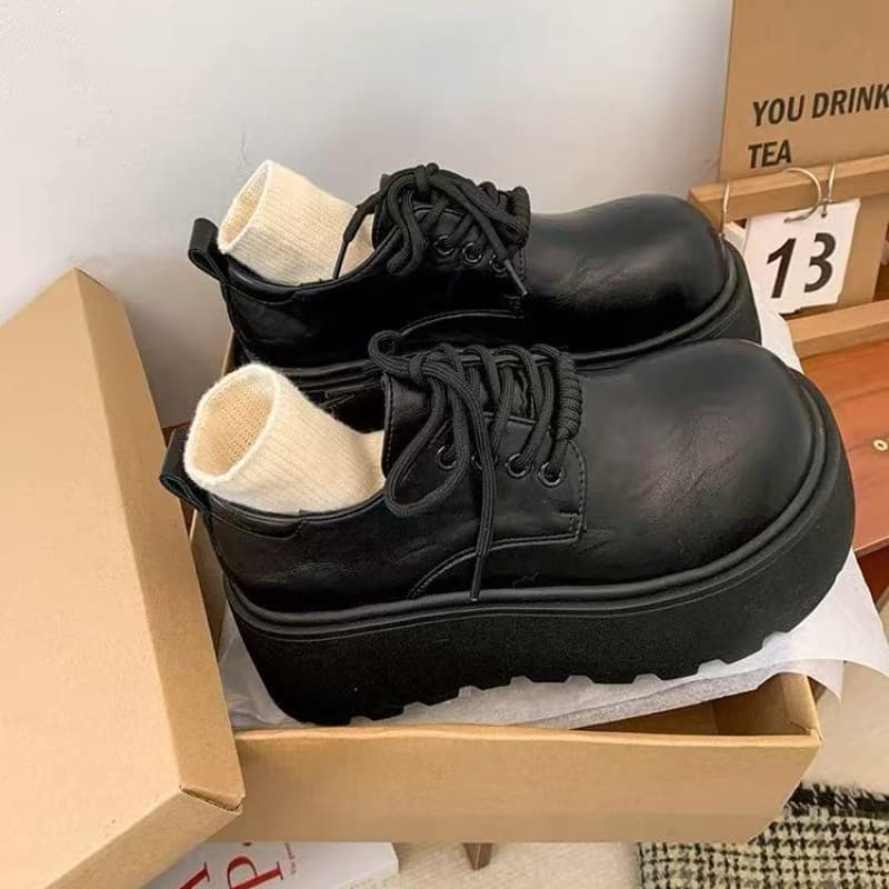 Minimalistisk Støvle med Platform — billede 1