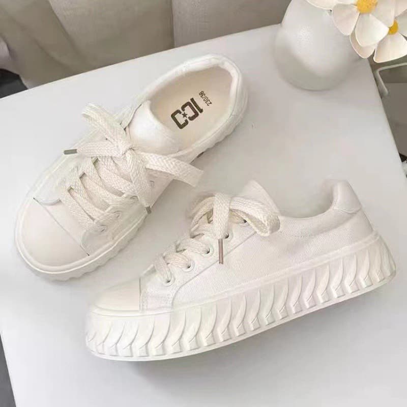 Elegant Ballerina med Lynlås — billede 1