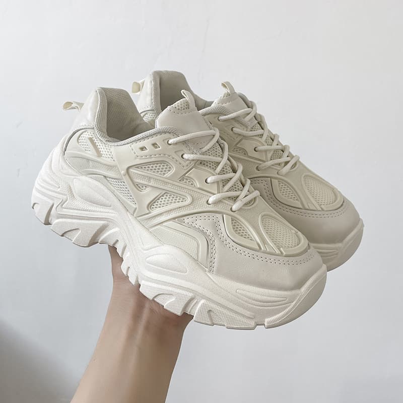 Delikat Slip-on med Gulddetalje — billede 1