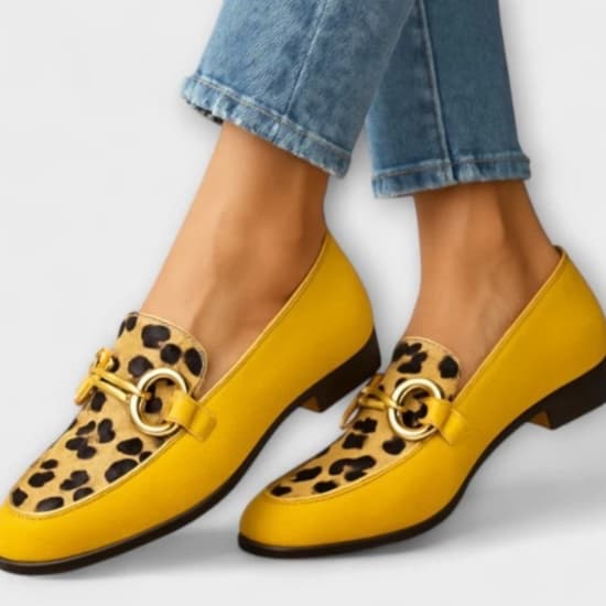 Skulpturel Sneaker med Rem — billede 1